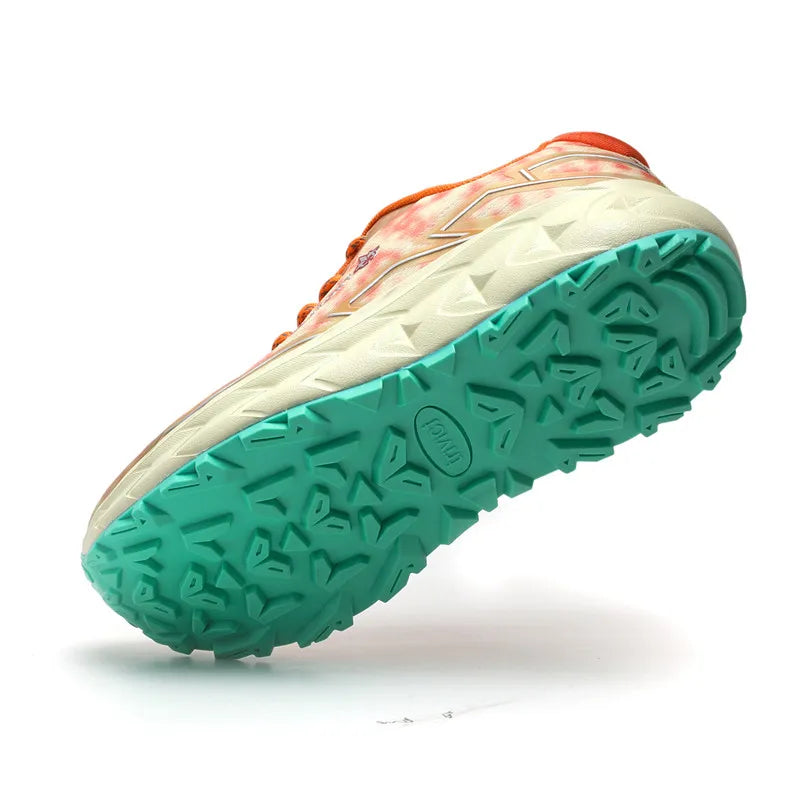 Autumn New Low Cut Men's Women's Sports Shoes Campus Daily Training Running Shoes Commuting Fashionable Versatile Walking Shoes