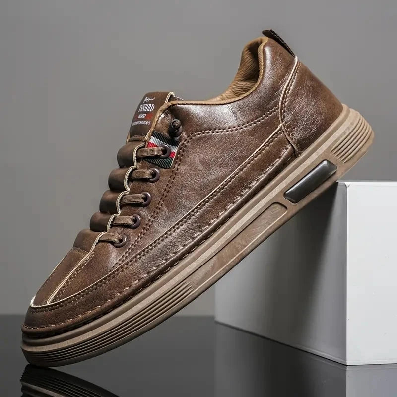 Sports and Casual Men's Shoes Skateboard Shoes Trendy Fashionable Men's Daily Casual Shoes