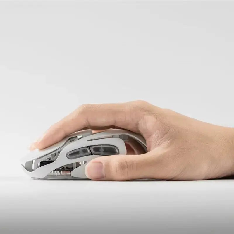 Mouse gaming wireless Angry Miao Infinity, metallo ultraleggero hollow, hot-swappable, PAW3950, dual 8K cablato, tri-mode
