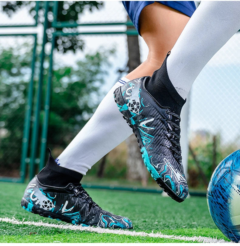New Men's Professional Soccer Shoes Non-slip Football Boots Unisex Breathable Futsal Sports New Cleats Drop Shipping Ultralight