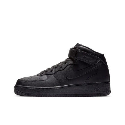 Nike Air Force 1 Mid -unisex-lenkkarit – klassinen muotoilu, pehmustettu nilkkatuki monipuoliseen vapaa-ajan käyttöön CW2289-111