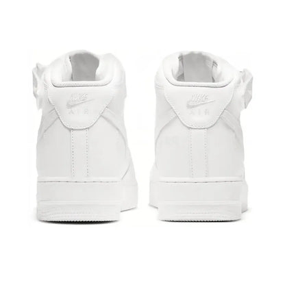 Nike Air Force 1 Mid -unisex-lenkkarit – klassinen muotoilu, pehmustettu nilkkatuki monipuoliseen vapaa-ajan käyttöön CW2289-111