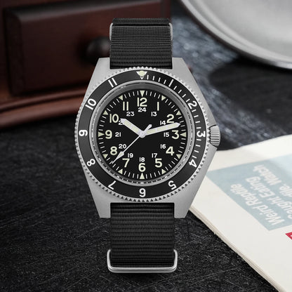 Watchdives WD1972 Quartz Watch VH31 Sweep Seconds Movement Sapphire Crystal BGW9 Luminous 20Bar Waterproof Vintage Men's Watches