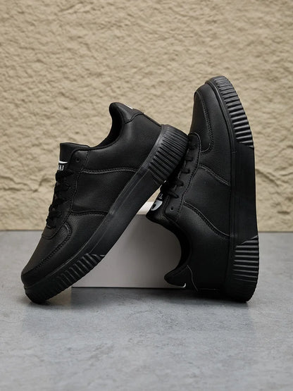 Sapatilhas brancas em pele para homem, respiráveis e confortáveis, calçado casual clássico para homem e mulher, sapatos de caminhada outdoor para casal, tamanho