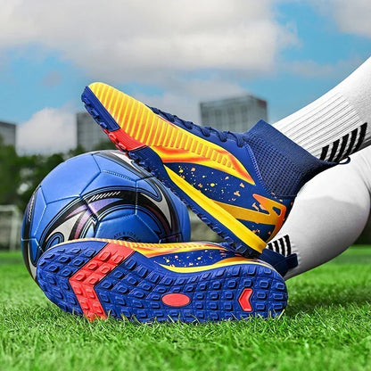 Nouvelles chaussures de football pour hommes, antidérapantes, pour futsal, à haute cheville, pour intérieur et extérieur, chaussures de sport de haute qualité, bottes de football ultralégères antidérapantes