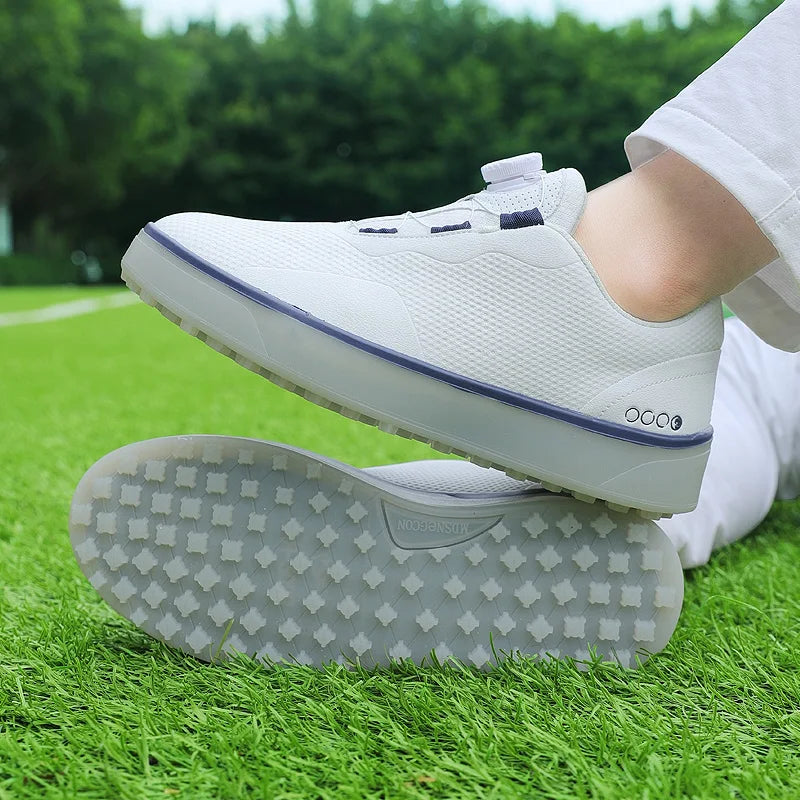 Golf Shoes Men Large Size Up to 47# Rotating Buckle Professional Non-Slip Spikeless Outdoor Beginner Training Golf Sneakers Unisex