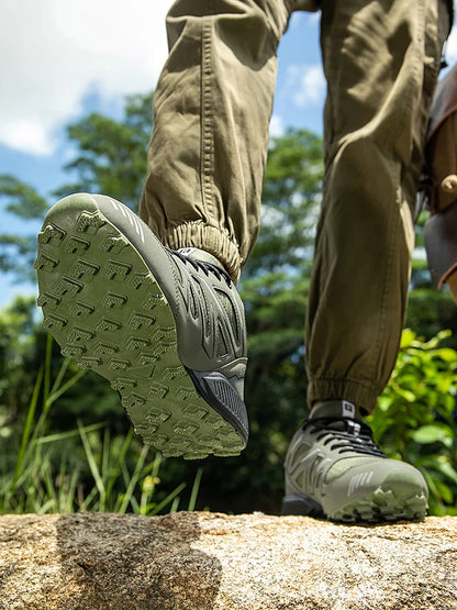 Men's Hiking Shoes Waterproof All-Terrain Outdoor Sneakers Non-Slip for Trekking Camping Tactical Training Outdoor Cycling