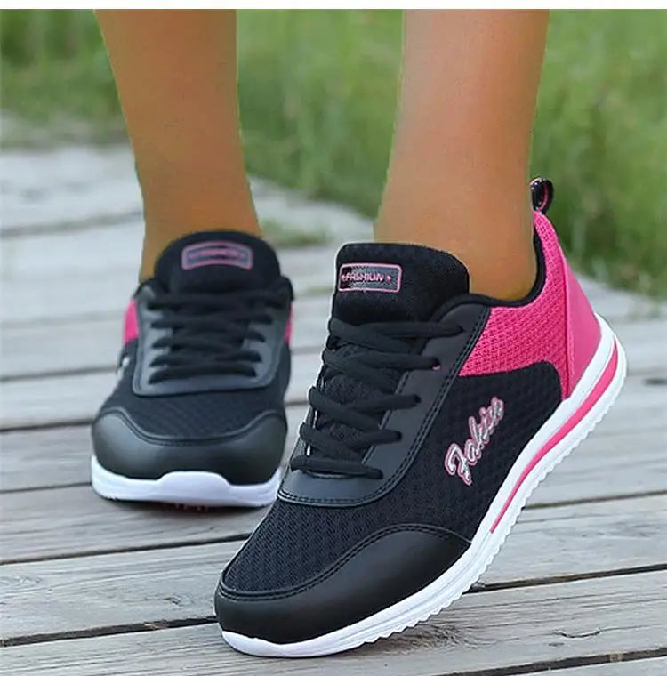 Women’s Sneakers 2025 New Fashion Flat Women’s Shoes Vulcanized Casual Sneakers Women Lace-Up Women’s Sneakers Tenis Feminino