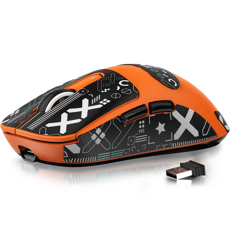 Mouse gaming wireless ATTACK SHARK X3 PixArt PAW3395 49g SUPERLIGHT, BT/2.4G wireless/cablato, 6 DPI regolabili fino a 26000