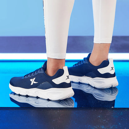 Zapatillas de running Xtep para hombre 2025 primavera, zapatillas deportivas absorbentes del sudor, resistentes al desgaste y estables, sneakers deportivos 880119115131