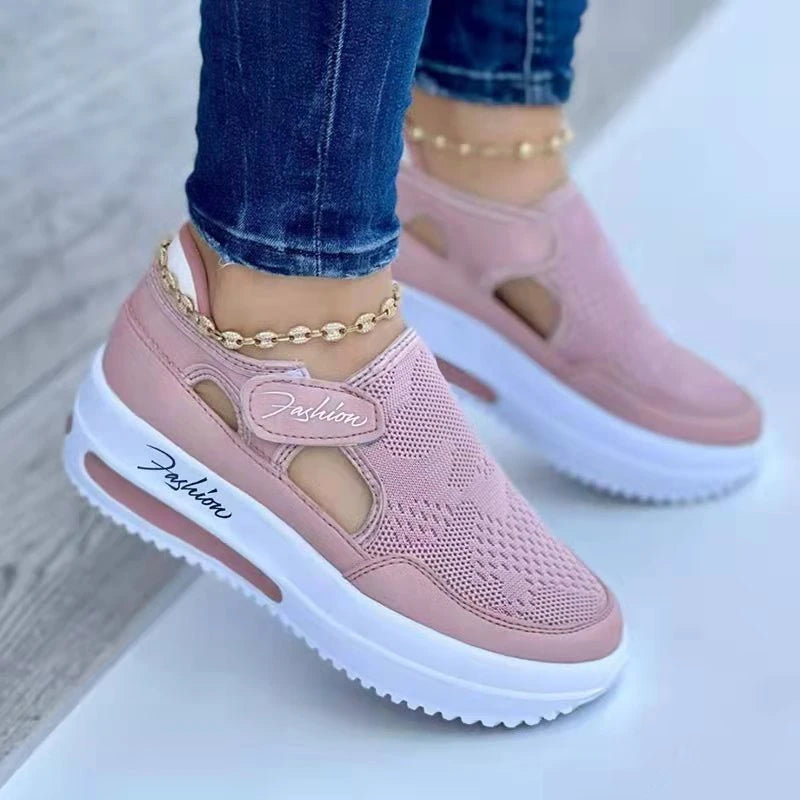 Large Casual Single Shoes for Women 2025 New Summer Flat Bottomed Breathable Casual Mesh Fashionable Thick Soled Sports Shoes