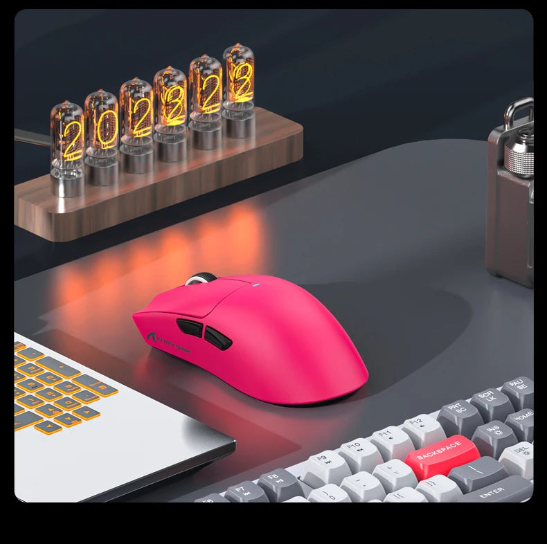 ATTACK SHARK X11SE kabellose Gaming-Maus, Tri-Mode, 63g Superlight mit PAW3311-Sensor, 22000 DPI, 300mAh Akku, Dual Driver