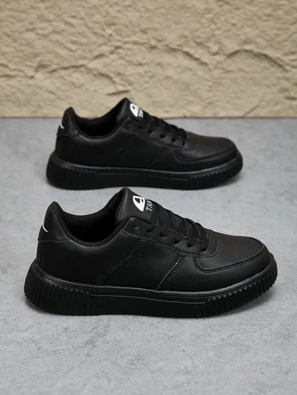Sapatilhas brancas em pele para homem, respiráveis e confortáveis, calçado casual clássico para homem e mulher, sapatos de caminhada outdoor para casal, tamanho