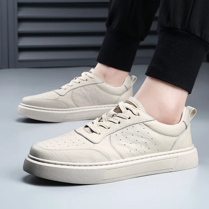 Sapatilhas DIMANYU para homem em pele genuína, novas para o verão de 2026, sapatos casuais para homem com plataforma, atacadores, estilo simples e moderno, respiráveis