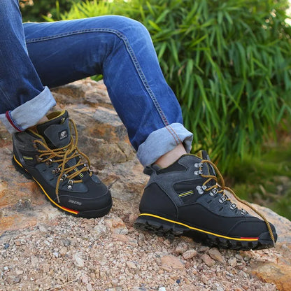 Hiking Shoes Men Outdoor Mountain Climbing Sneakers Men's Top Quality Fashion Casual Snow Boots