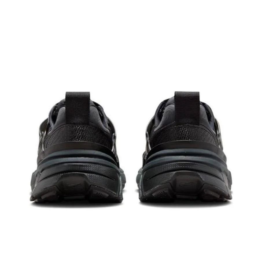 Nike V2K Run Ανδρικά παπούτσια τρεξίματος χαμηλού προφίλ: Ευέλικτα, ανθεκτικά, για casual προπόνηση και μετακινήσεις στην πόλη HJ4497-001