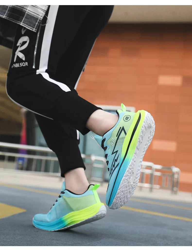 Unisex Lightweight Breathable Running Shoes Sporty Casual Low Top Flat Laced Footwear for Men And Women in Various Colors