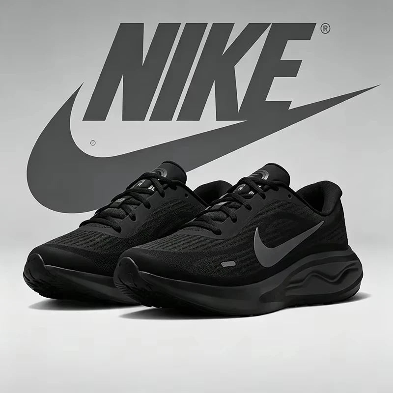 Chaussures de course Nike pour hommes, modèle 7/24, FN0228-009, tige en tissu et en matière synthétique, respirantes, légères, idéales pour l’entraînement sportif.