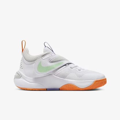 Nike Cushioning and Wear-Resistant Training Women's Basketball Shoes, New Team Hustle D 11 Comfortable Outdoor Mid-Top Basketball Shoes, Stylish and Versatile Patchwork White Casual Basketball Shoes, a Must-Have for the Court