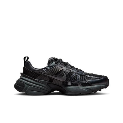 Nike V2K Run Ανδρικά παπούτσια τρεξίματος χαμηλού προφίλ: Ευέλικτα, ανθεκτικά, για casual προπόνηση και μετακινήσεις στην πόλη HJ4497-001