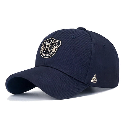 Fashion Mens Womens Pineapple Cloth 'CLASSIC' Letter Element Gold Thread Embroidered Baseball Cap Unisex Casual Sport VisorHat