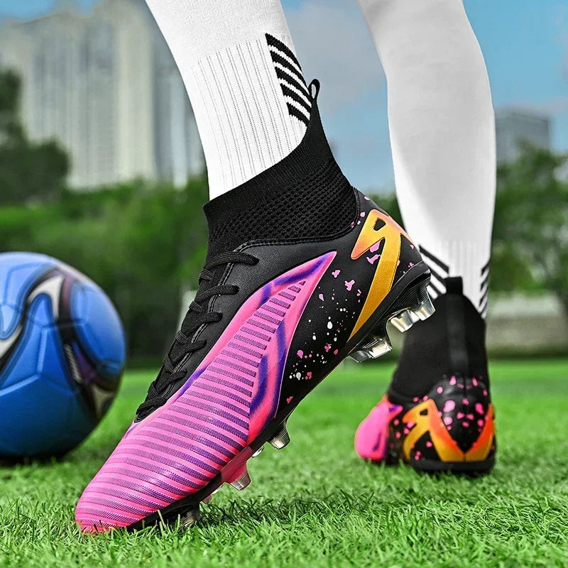Nouvelles chaussures de football pour hommes, antidérapantes, pour futsal, à haute cheville, pour intérieur et extérieur, chaussures de sport de haute qualité, bottes de football ultralégères antidérapantes