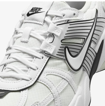 Nike Original V2K RUN Damen – robuste, leichte Retro-Low-Top-Dad-Schuhe HF5342-100
