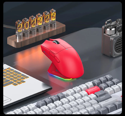 Attack Shark X11&R1 Tri-Mode-Bluetooth-Wireless-Maus mit Ladestation, RGB, ergonomische leichte Maus, PC-Gaming-Zubehör