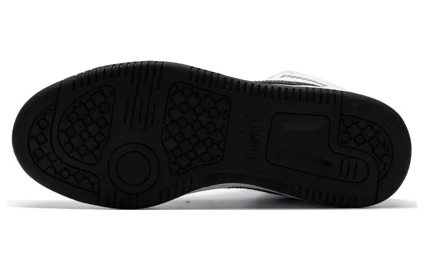 Puma Rebound V6, baskets confortables, polyvalentes, durables et légères, mi-hautes, noires et blanches, 392326-02