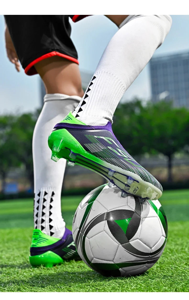 Nouvelles chaussures de football ultra-légères pour hommes, crampons de haute qualité, vente chaude, chaussures de football professionnelles unisexes TF/FG, baskets de futsal