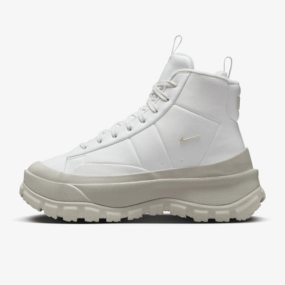 Adidași simpli de talpă medie Nike Official Blazer Roam Mid pentru femei FQ9065-100