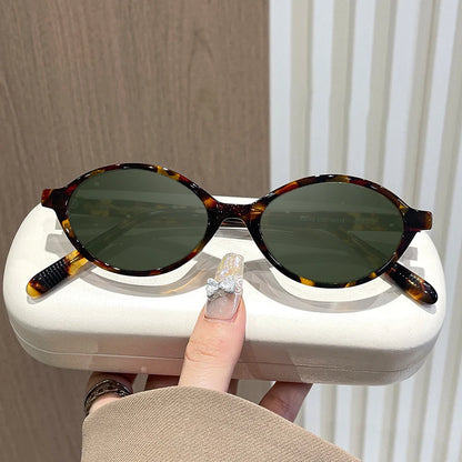 VICKY Simple Geometric Oval Small Frame Retro Design Women's Polarized Sunglasses UV Protection Customizable Prescription K9142