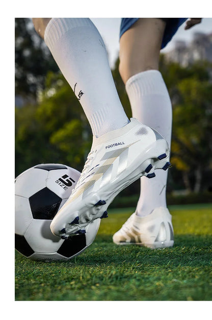 New Men Football Boots Professional Cleats Futsal Match Soccer Shoes Hot Sale TF/FG Unisex Ultralight Sneakers High-quality