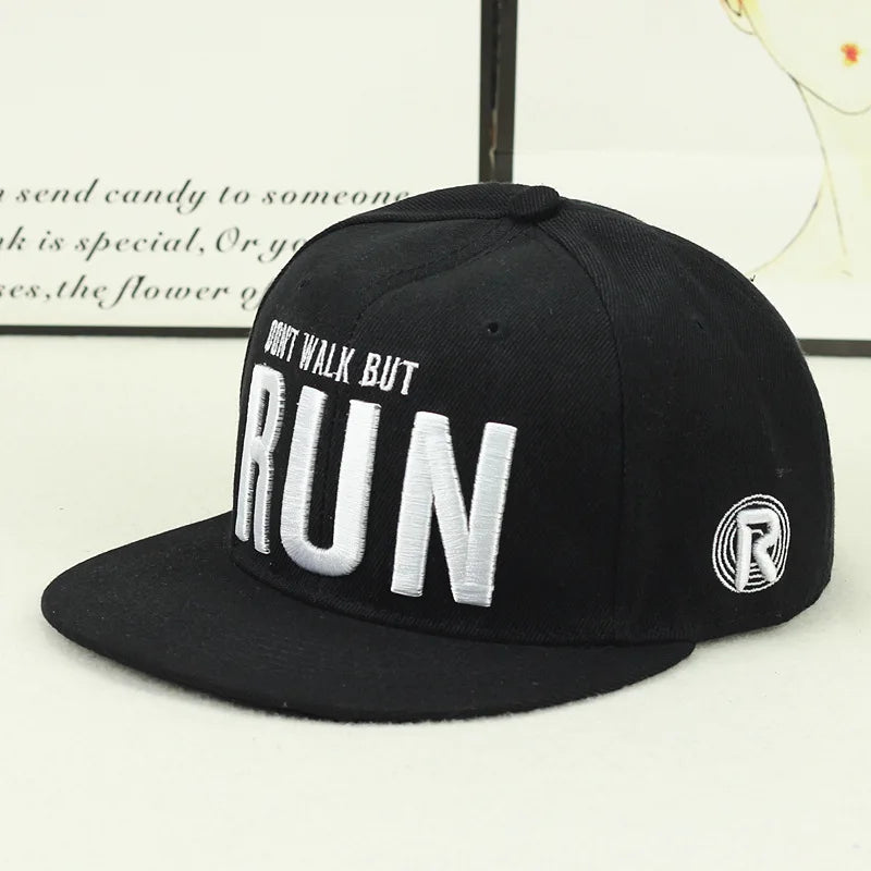 Herren-Baseballkappe mit Buchstabenstickerei, „Tide“, universell kombinierbar, flache Krempe; Damen-Sommer-Hip-Hop-Kappe, Outdoor-Sonnenkappe, verstellbare Schirmkappe