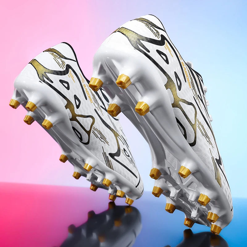 Nouvelles chaussures de football professionnelles pour hommes, chaussures de football antidérapantes, unisexes, respirantes, chaussures de futsal, nouvelles chaussures à crampons, livraison directe, ultralégères
