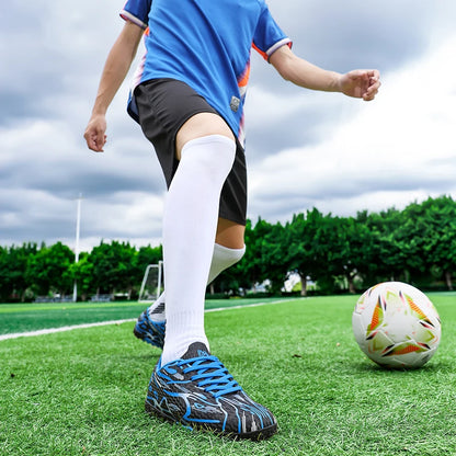 Nouveaux hommes chaussures de Football Sport formation bottes de Football doux ultraléger respirant professionnel baskets unisexe herbe crampons Match