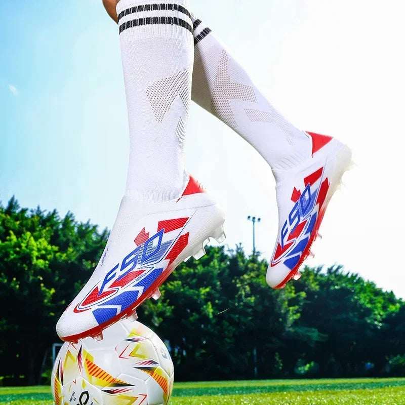 Nouvelles chaussures de football pour hommes, crampons mi-montants de haute qualité, légères, antidérapantes, pour l'extérieur et l'entraînement sur gazon, modèle très vendu