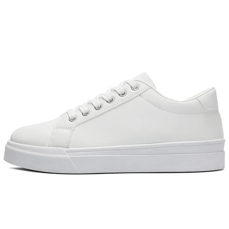 New Hot Selling Fashionable Men's Board Shoes Trendy White Shoes Student Sports Leisure Shoes Versatile Men's Shoes