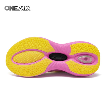 ONEMIX Nové běžecké boty s polstrováním pro ženy a muže, lehké, módní outdoorové tenisky, sportovní obuv na silnici, trénink, jogging, fitness