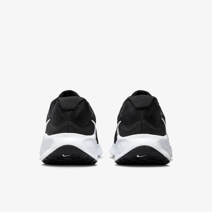 Nike Authentic Revolution 7 lette og slidstærke løbesko til mænd FB2207-001