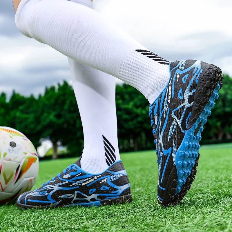 Nouveaux hommes chaussures de Football Sport formation bottes de Football doux ultraléger respirant professionnel baskets unisexe herbe crampons Match