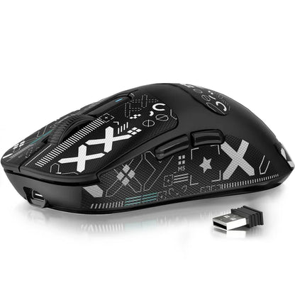 Mouse gaming wireless ATTACK SHARK X3 PixArt PAW3395 49g SUPERLIGHT, BT/2.4G wireless/cablato, 6 DPI regolabili fino a 26000