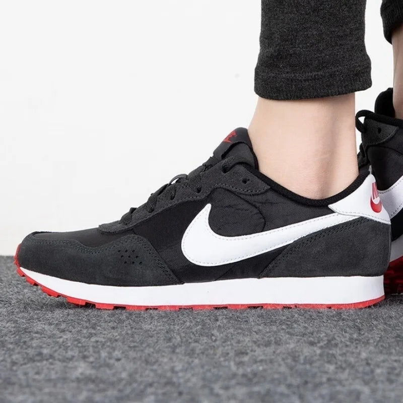 Nike Women's Shoes Valiant New Trendy Comfortable Versatile Retro Waffle Casual Sneakers CN8558-016