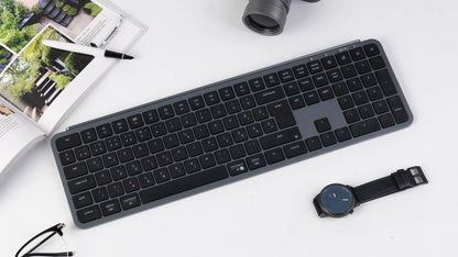 Keychron B6 Pro ISO-Layout ultraflache kabellose Tastatur in voller Größe, tragbar und leicht, mit 2.4GHz- & Bluetooth-Verbindungen