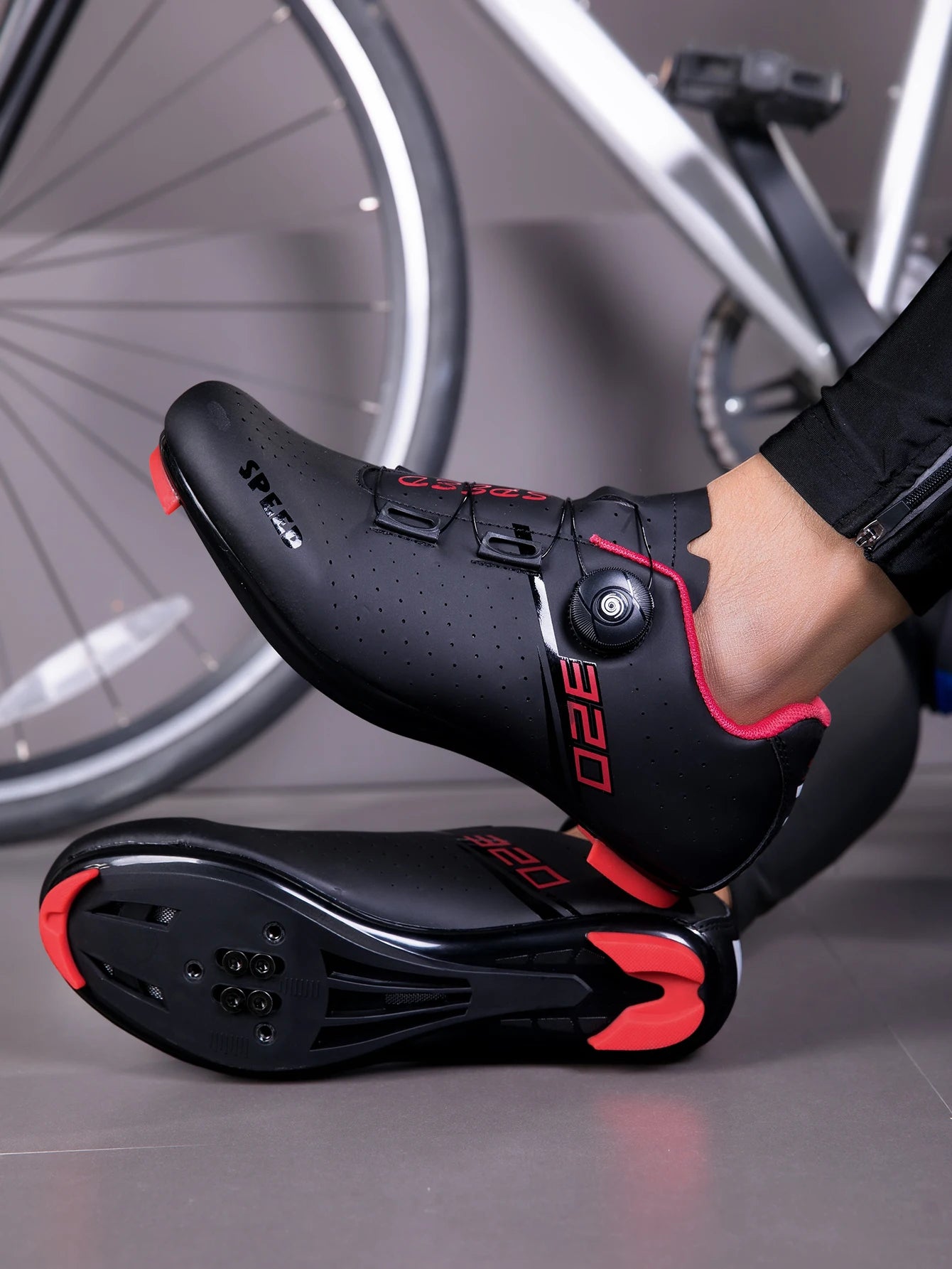 Men's Cycling Shoes Road Cycling Sports Shoes Women's MTB Racing Competition Self-Locking Cycling Shoes SPD Cleats Cycling Shoes