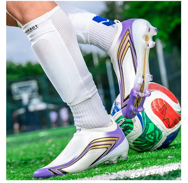 Nouvelles chaussures de football pour hommes, baskets d'entraînement de haute qualité, chaussures de soccer, crampons pour terrain en herbe, futsal, matchs en salle, antidérapantes, best-seller, pour l'extérieur