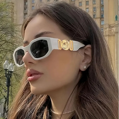 1PCS Unisex Y2K Ultra-Light Retro Glasses, suitable for daily wear, parties and back-to-school gifting.