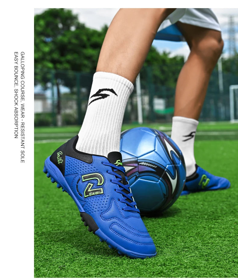 TF/FG uvádí na trh nové profesionální, personalizované a módní fotbalové sportovní boty, pohodlné a prodyšné sportovní boty