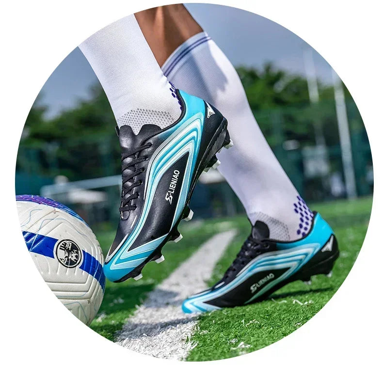 Nouvelles chaussures de football pour hommes, crampons de futsal, chaussures de soccer, chaussures de match, baskets d'intérieur de haute qualité, best-seller, antidérapantes, pour entraînement et extérieur